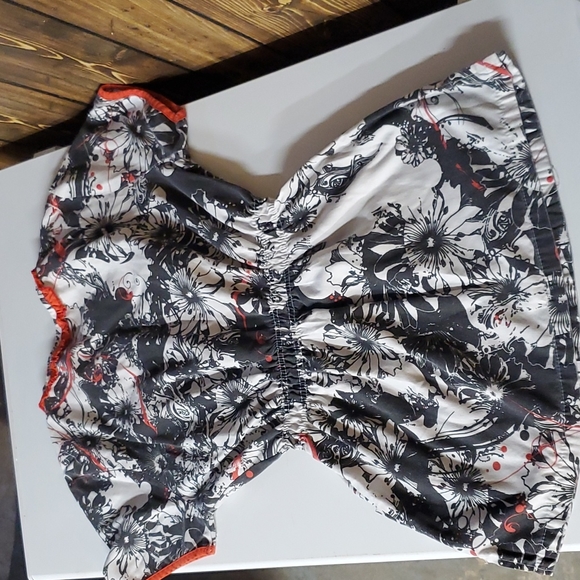 Scrub top - Picture 3 of 3